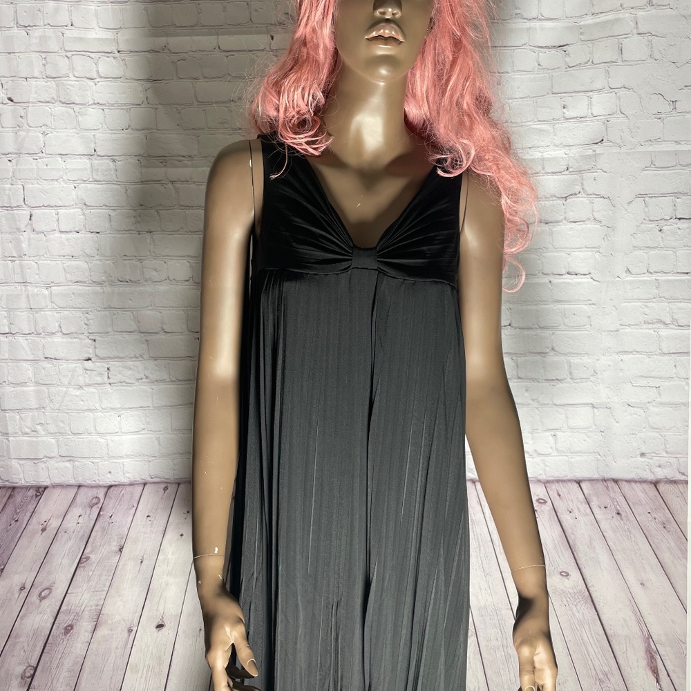 Size 4 Petite Calvin Klein Black Dress